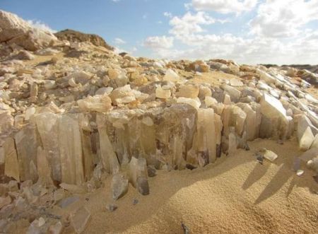 Exciting Day Tour to Bahariya Oasis, White Desert & Black Desert